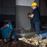 Refletor led à bateria Bosch GLI 18V-1900, 18V SB, 1900 lúmens