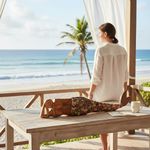 Luminária Escultura de Sereia com Cauda de Tampinhas - Pequena