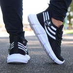 Tenis Oldsen B-MAX - PRETO BRANCO