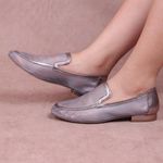 Mocassim Loafer Capri Tela Prata