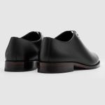 Sapato Social Wholecut Baxter Preto