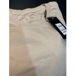CAMISETA PREMIUM BEGE DETALHES EMBORRACHADO