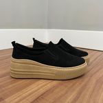 Slip On Melina - Suede Preto Sola Castanha