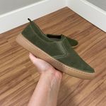 Slip On Camila - Couro Camurça Verde Militar 