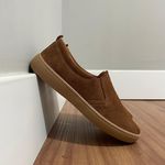 Slip On Camila - Couro Camurça Caramelo 