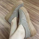 Slip On Carol - Couro Camurça Areia