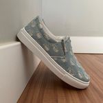 Slip On Lívia - Tecido Jeans Brilho Sola Baixa 