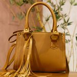 Bolsa em Couro Legítimo de Mão e Transversal 