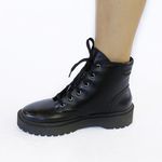 Bota em Couro Legítimo