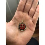Pingente Medalha São Bento Resinada 22 Mm