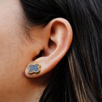 Conjunto Brinco e Colar Trevo Preto Liso Aço Inoxidável Dourado 