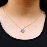 Conjunto Brinco e Colar Trevo Verde Liso Aço Inoxidável Dourado 