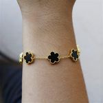 Pulseira Trevo Preto Liso Aço Inoxidável Dourado 