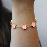 Pulseira Trevo Rosa Liso Aço Inoxidável Dourado 