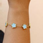 Pulseira Trevo Azul Liso Aço Inoxidável Dourado 