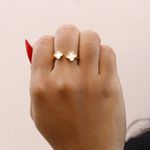 Anel Ajustável Trevos Perolado Semijoia Banho de Ouro 18K