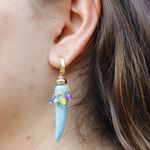 Brinco Pedra Natural Jade Amarelo Ametista Azul Bic e Dente De Sabre Turquesa Semijoia Banho De Ouro 18k