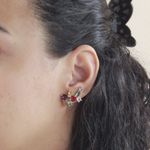 Brinco Ear Cuff Com Zircônias Coloridas Em Formas Variadas By Kumbayá Joias