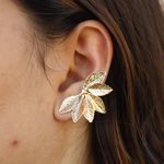 Brinco Folhas Douradas Banho de Ouro 18K