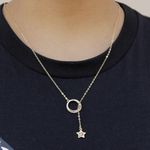 Colar Gravatinha Pingente Círculo e Estrela Com Zircônias Coloridas By Kumbayá Joias