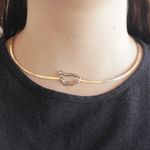 Colar Aro com detalhe de Forma Geométrica em Ródio Banho de Ouro 18K