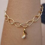 Pulseira Com Pingente Salto Semijoia Banho De Ouro 18k Zircônia Incolor