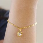 Pulseira Flor Vazada Com Ponto De Luz By Kumbayá Joias