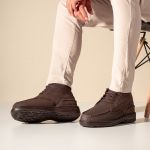 Bota Comfort Masculino em Couro Rústico Pinhão