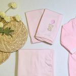 Kit Presente Macacão com Bordado Inglês