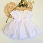 Vestido Batizado Tule com Renda e Pérolas