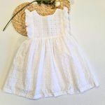 Vestido Infantil em Laise Branco