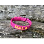 COLEIRA BABY PERSONALIZADA 3cm rosa com nome em amarelo petróleo