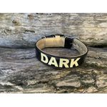 COLEIRA PERSONALIZADA 5cm preta/dourada com nome em dourado