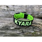 COLEIRA PERSONALIZADA 5cm preta/verde fluorescente com nome em verde fluorescente
