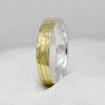 Par de Alianças para Casamento em Ouro com base em Prata Pedras na Aliança Feminina