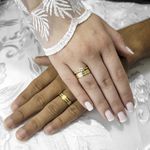 Aliança de Casamento em Ouro Maciço 5mm Reta Diamantada Amore - Combo