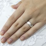 Par de Aliança em Prata 995 + Anel Solitario com acabamento polido Bridal Bow - Combo