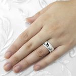 Aliança em Prata de Namoro com Detalhe Diamantado Bridal Charm 7mm - Par 