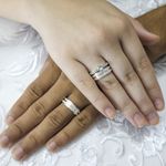 Aliança em Prata + Anel Solitario com acabamento diamantado Bridal Elegance - Combo