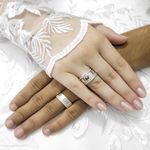 Conjunto Aliança de Namoro em Prata + Anel Solitario com acabamento lateral diamantado - Par
