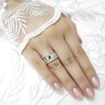 Conjunto Aliança de Namoro em Prata + Anel Solitario com acabamento lateral diamantado - Par