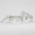 Conjunto Aliança de Namoro em Prata + Anel Solitario com acabamento lateral diamantado - Par
