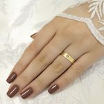Aliança de Noivado e Casamento em Ouro Maciço 5mm Reta Coração - Peça Única