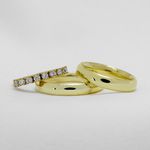 Aliança de Casamento em Ouro Maciço 4mm Abaulada com 2 Anel Solitarios Radiant Bow - Combo