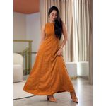 Vestido Karina Caramelo