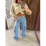 Blusa Cropped Estampada Com Mangas 3/4 E Recortes Lez a Lez 