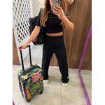 Calça Moletinho Reta Comfort Preta Colcci