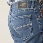 Calça Jeans Ariat Masculina- M4 Bannock Relaxed Hugo Boot Cut Jean