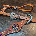 Peiteira Couro Marrom Com Margaridas Strass Magenta & Cravinhos Cod.8556 - Boots Horse