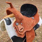 Sela Oficial Protec Horse - Neoprene Havana Assento Preto Aba Recortada